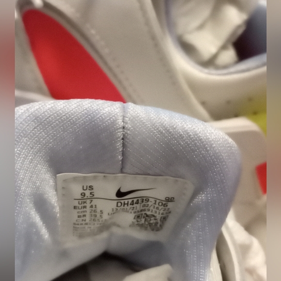 New Hot Panther Pink Women's Nike Air Huarache - Picture 7 of 7